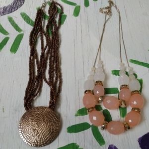 2 layered chunky Necklaces in excellent condition